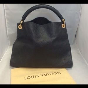 Authentic Louis Vuitton Artsy MM